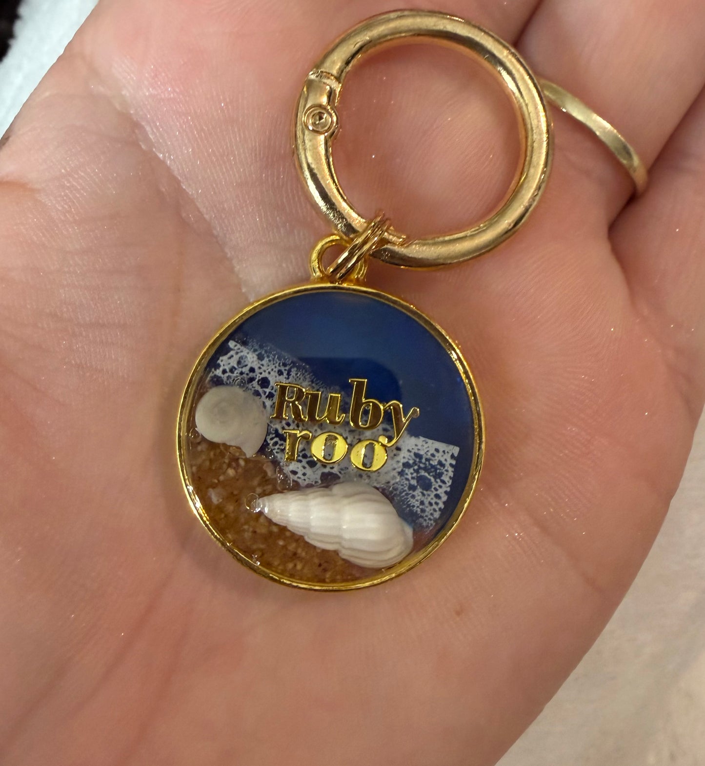 Sandy Shells Tag