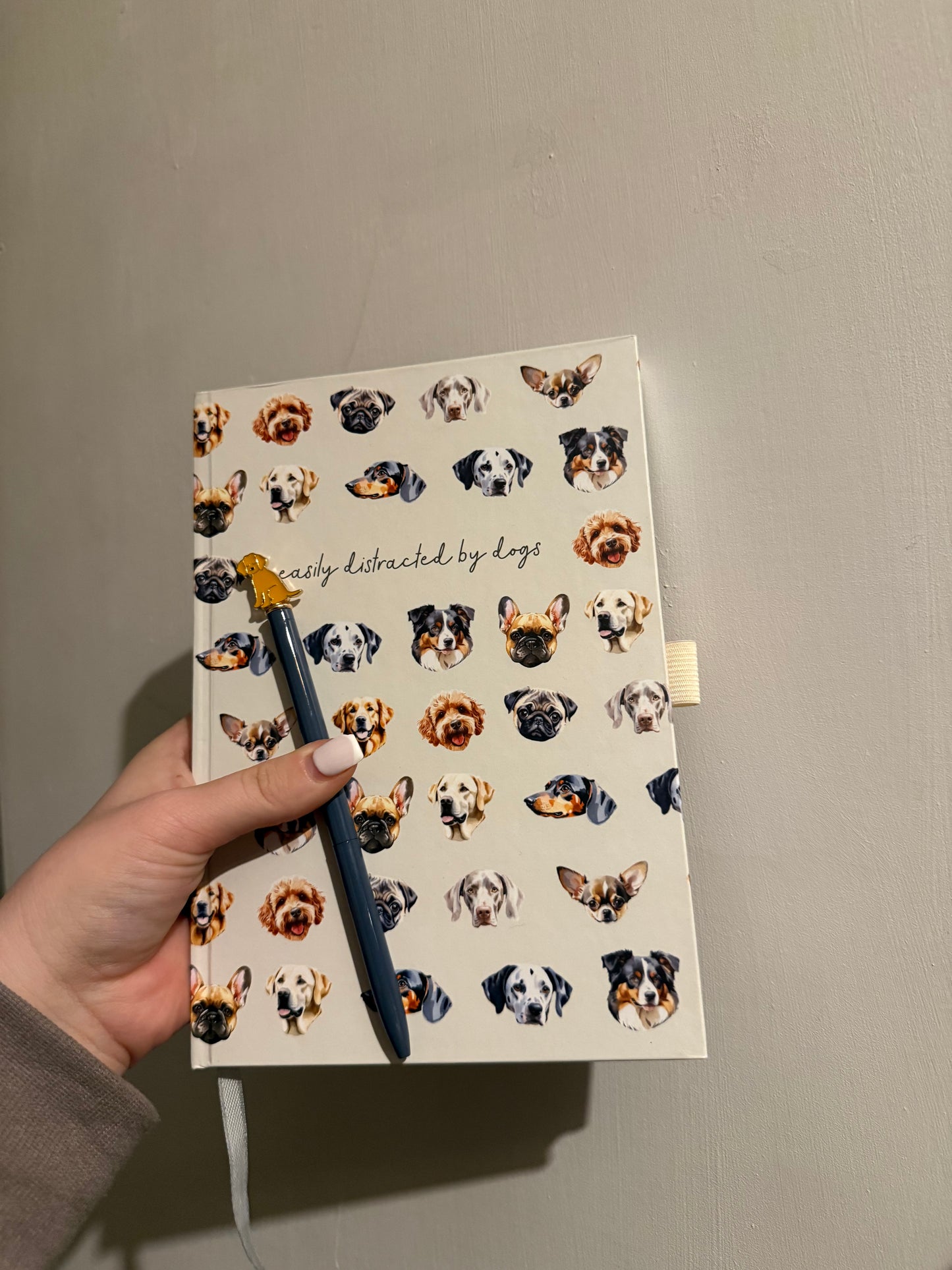 Doggy notebook with pen